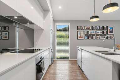 87 Pakanga Grove_2