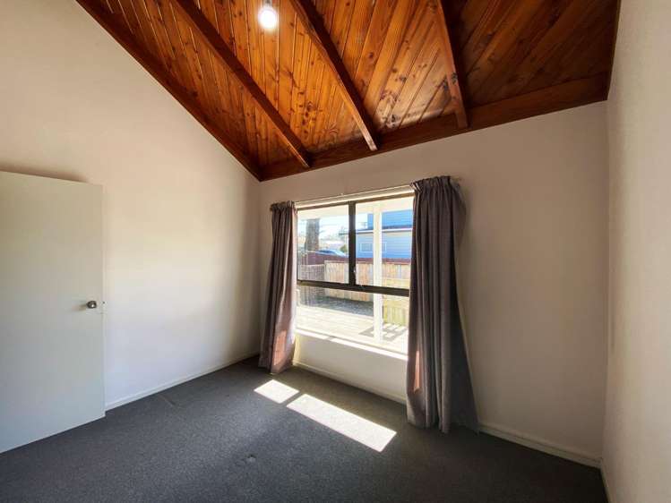1/13 Milton Road Orewa_4