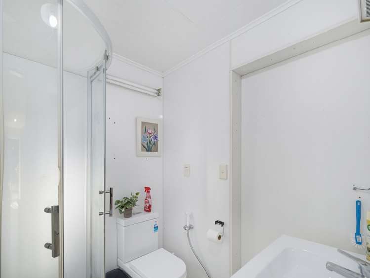 2/1101 Cunningham Crescent Mayfair_12