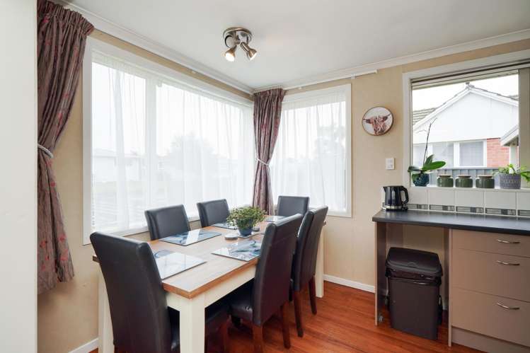 54 Conway Crescent Glengarry_9