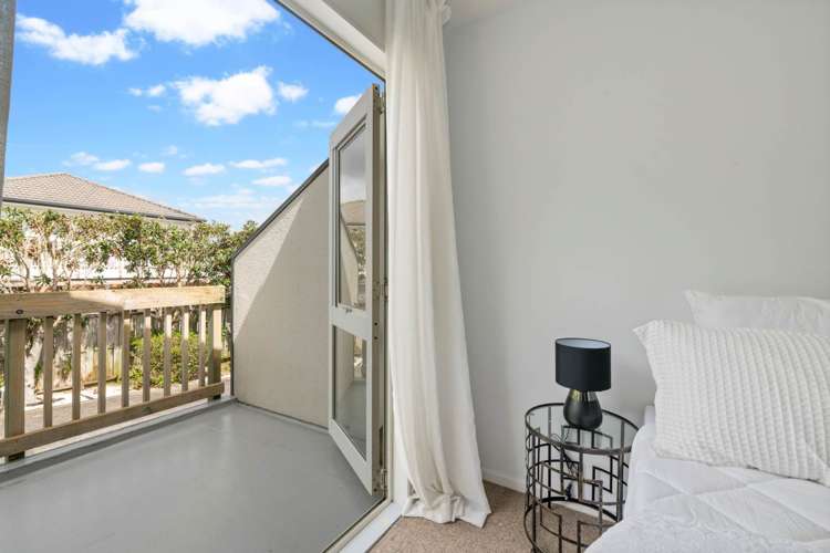 1/47 Fields Parade Oteha_12