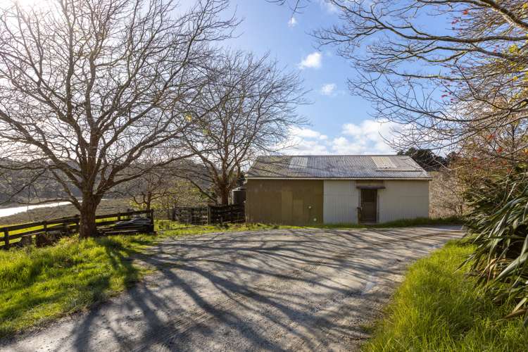 159 Weranui Road Waiwera_10
