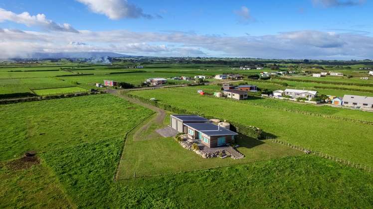 63 Anglers Avenue Warea_23