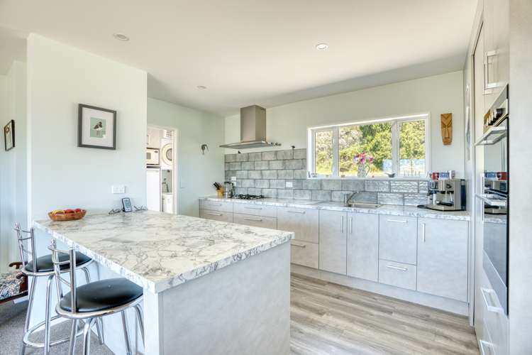 39 Ballarat Rise Hokitika_9