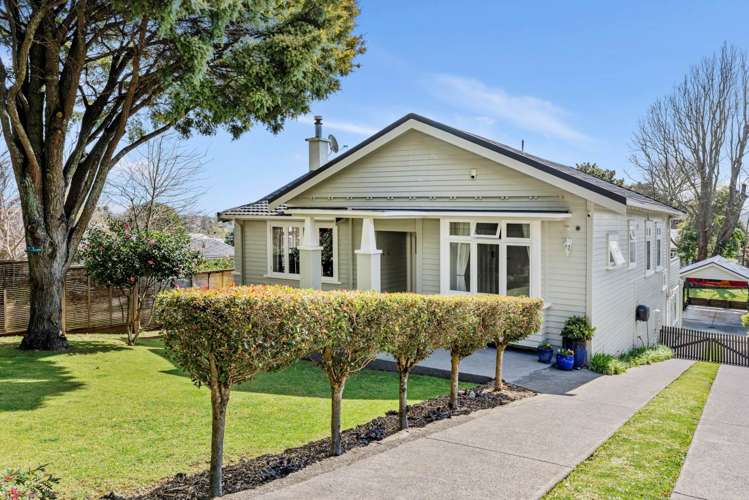 26 Weston Avenue Mt Albert_24