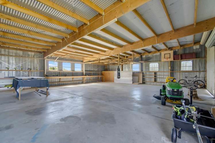 6190 South Road Rahotu_18