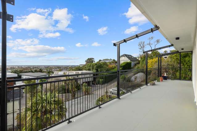 14 Huntsbury Avenue Huntsbury_2