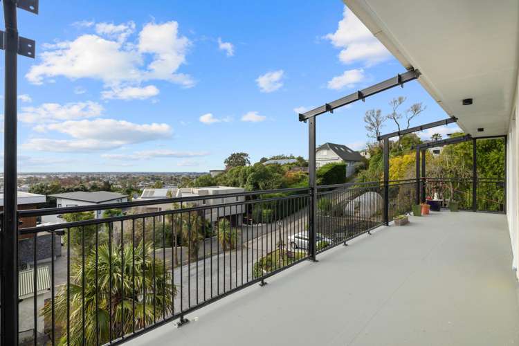 14 Huntsbury Avenue_2