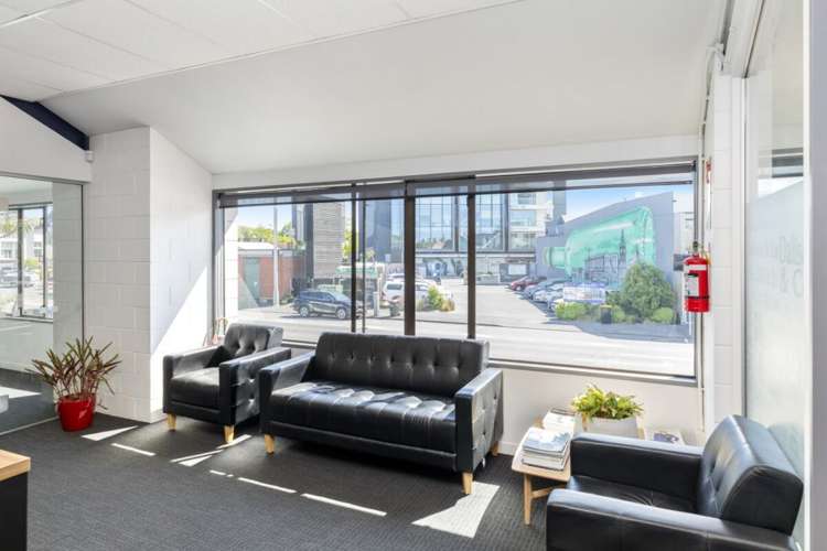 390 Montreal Street City Centre_11