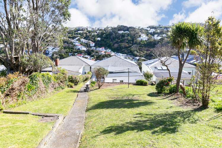 49 Mckinley Crescent Brooklyn_16