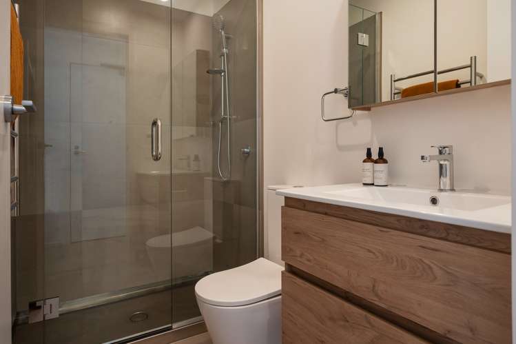 312/1817a Great North Road Avondale_12