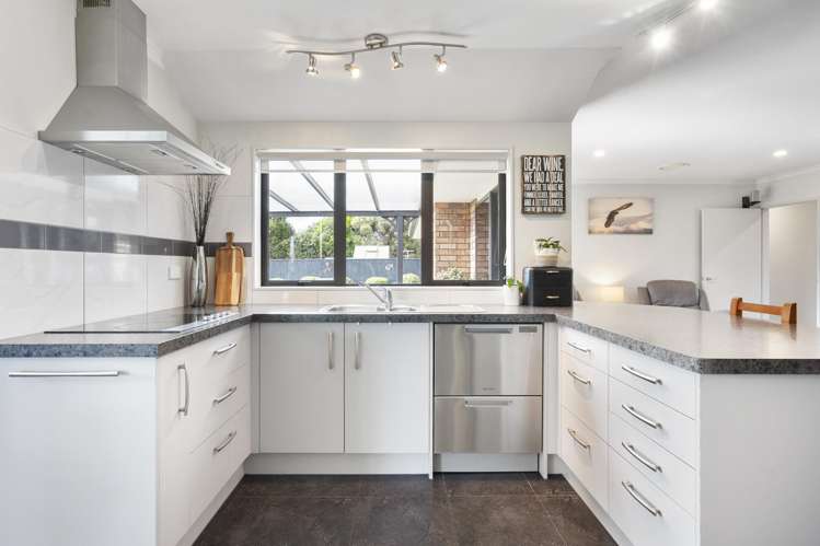 146 Mount Taylor Drive Feilding_8