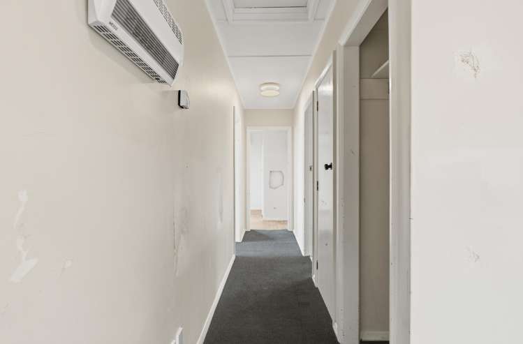 82 Turnbull Street Brockville_8