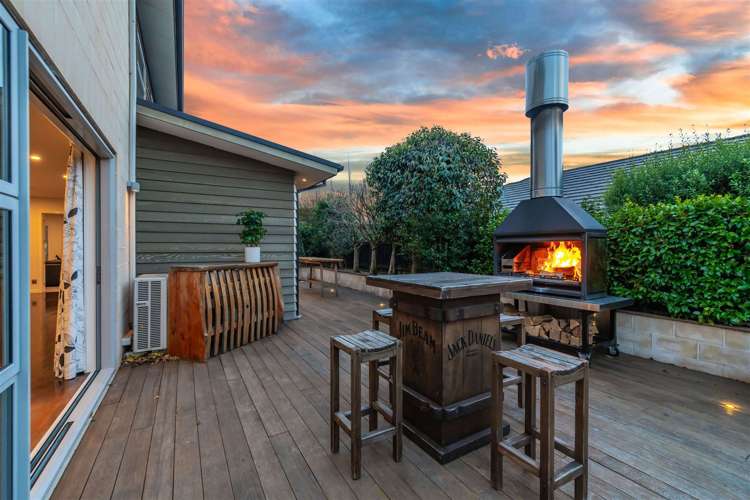 140 Hussey Road Northwood_35