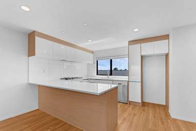 8/20 Charles Street_4