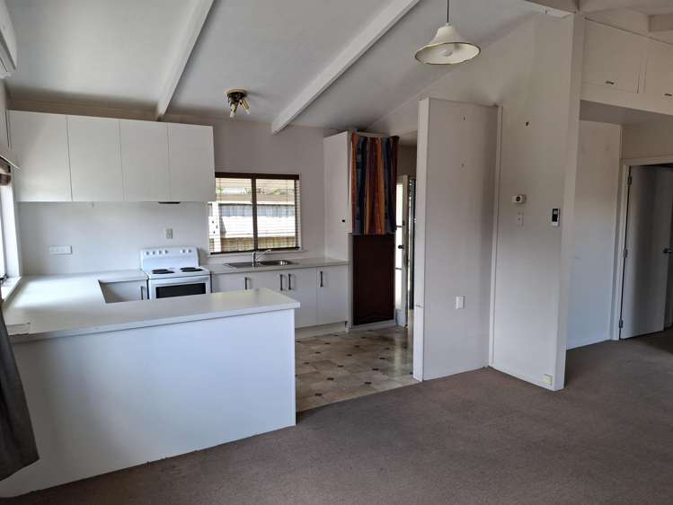 2/31 Wheretia Street Town Centre_8