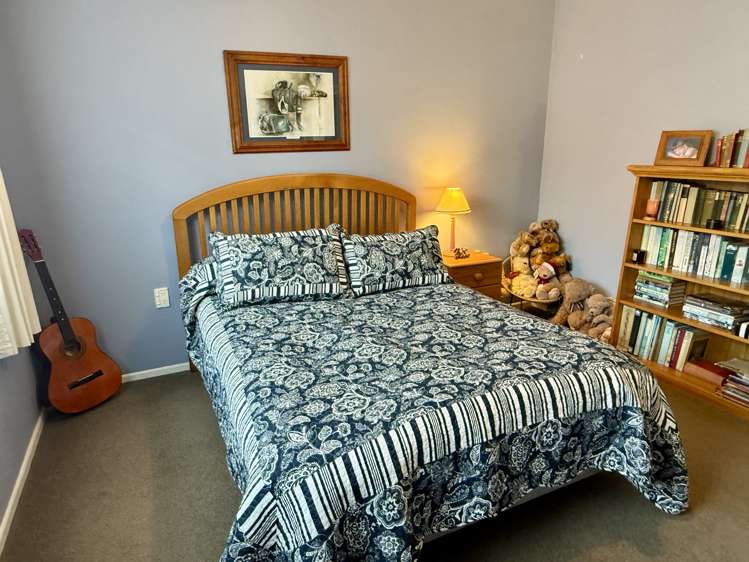 25c Thomson Street Avenal_23