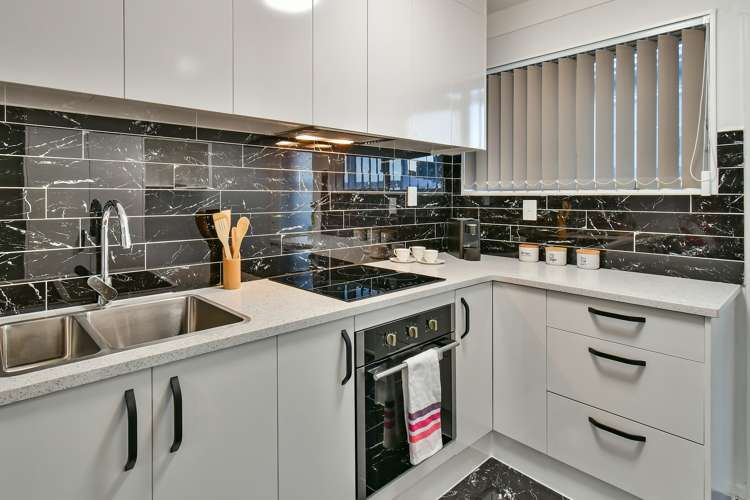 2/92 Maich Road Manurewa_5