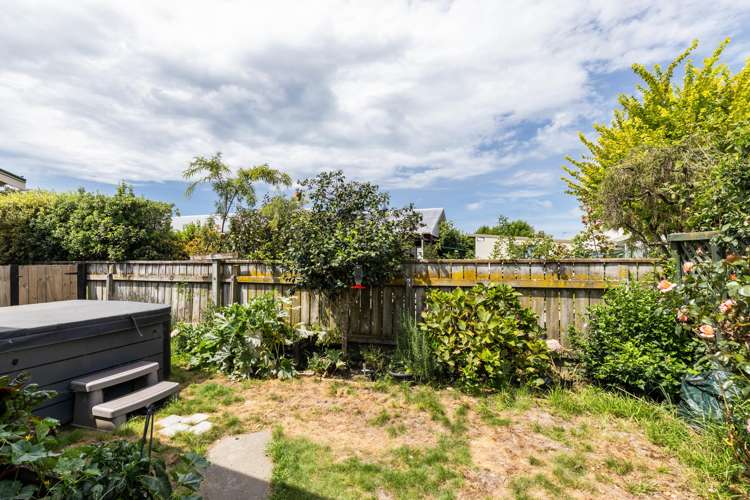 2/32 White Street Taradale_12