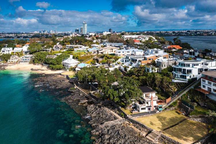 2/259 Hurstmere Road Takapuna_22