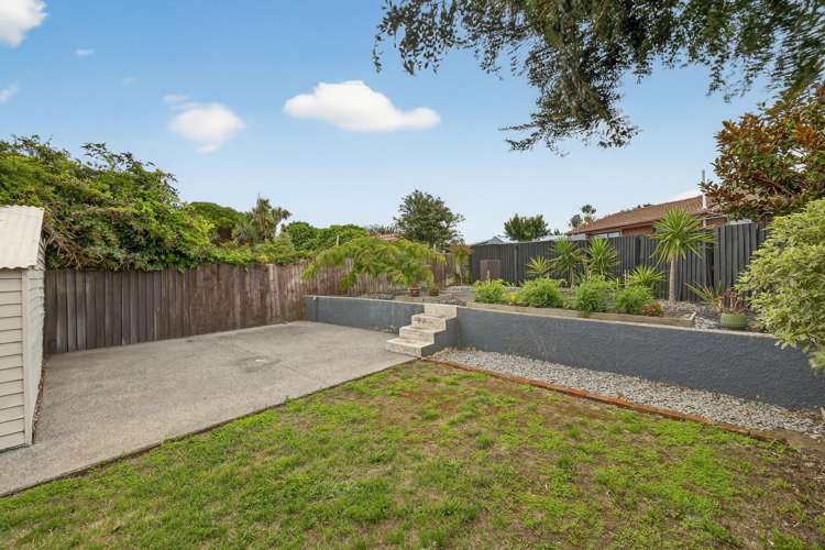 17 Pinewood Avenue North New Brighton_18