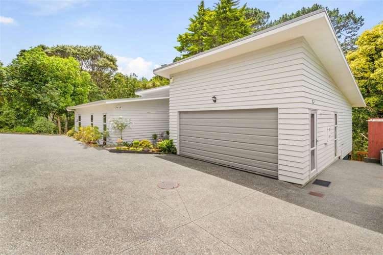 2/72 Spinella Drive Bayview_17