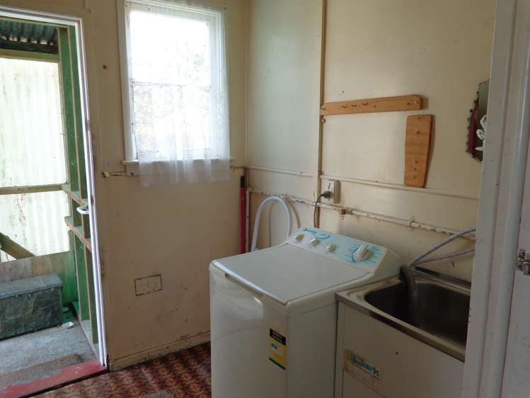 12 Loop Road Balclutha_10