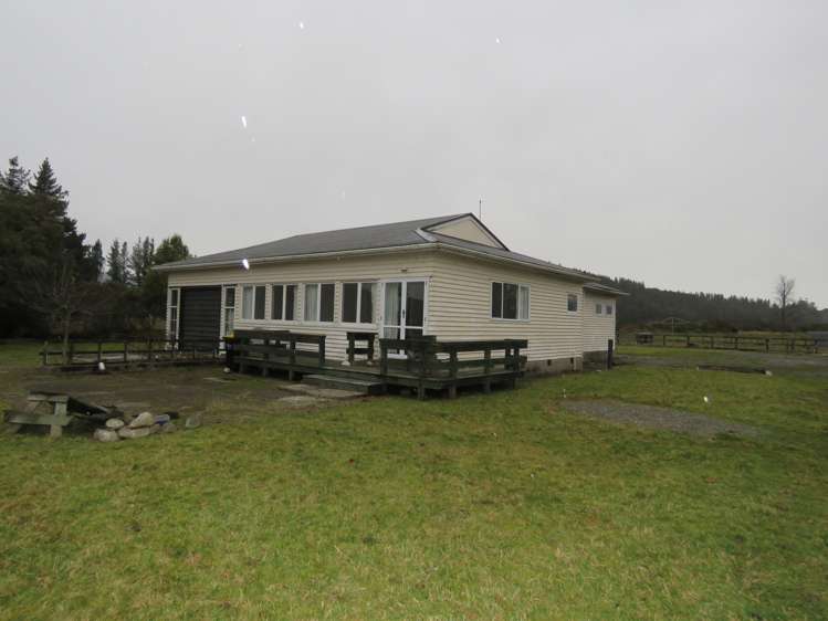 6 Boatmans Road Reefton_18