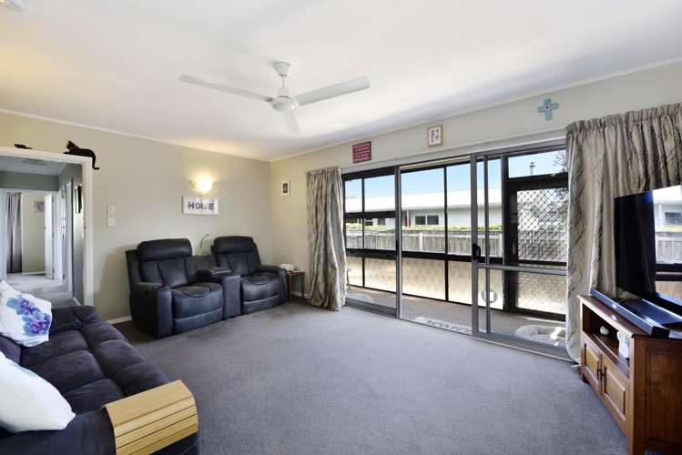 1/263 Seaview Road Stoke_8