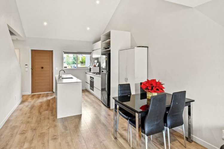 18 Patiti Parade Mangere Bridge_6