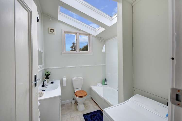 2 Clearwater Street Broad Bay_19