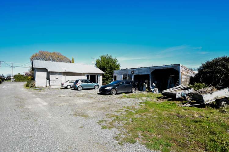 320 High Street South Carterton_19