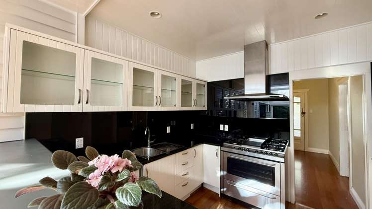 19A Valley Road 1728_5