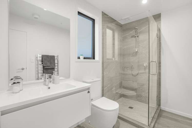 8/200 Knights Road Lower Hutt_11