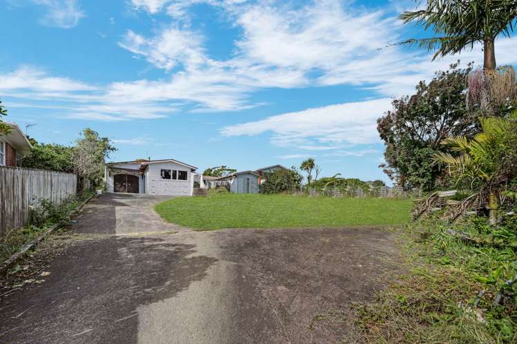 7 Marie Crescent Te Atatu South_8