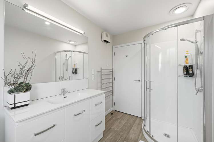 148 Derwent Crescent Glengarry_12