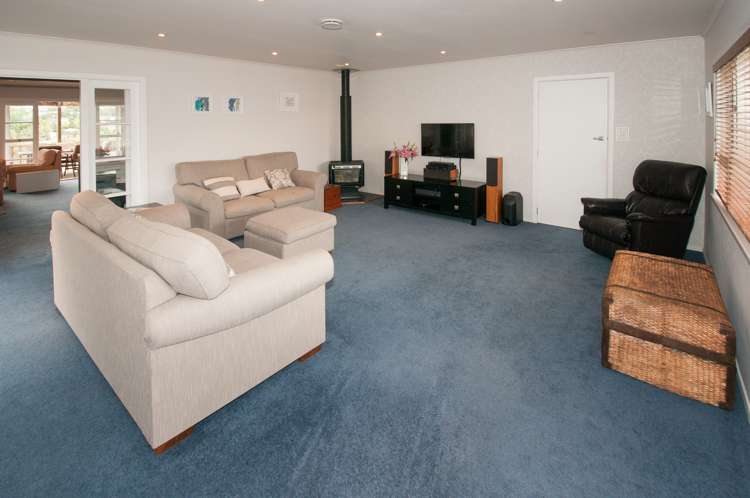 79 Chivalry Road Glenfield_2