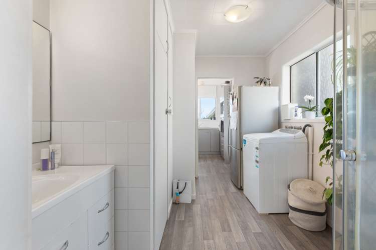 5c The Crescent Waihi Beach_12