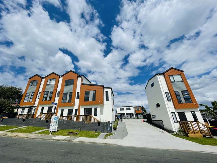 2/6 Kereru Street Henderson_5