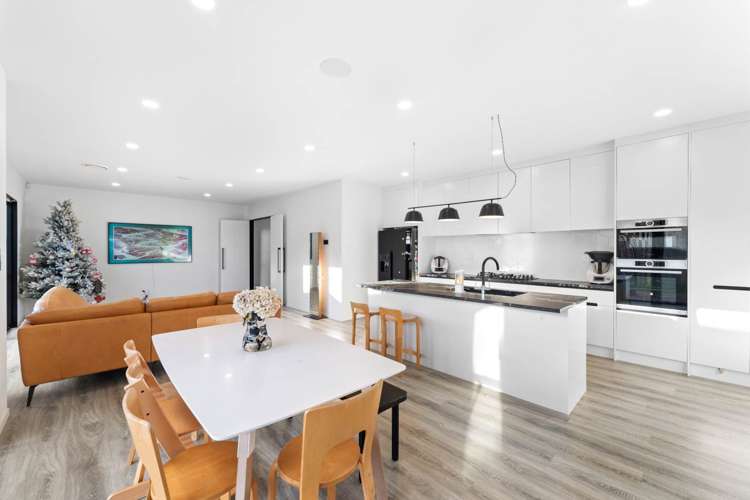 203 Matua Road_3