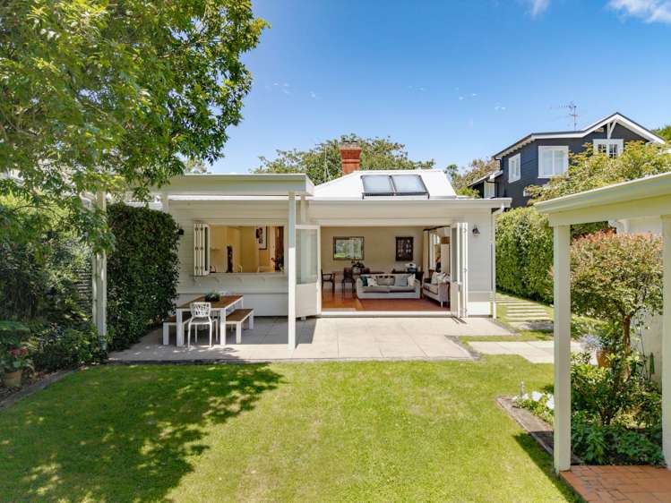 6 Poronui Street Mt Eden_12