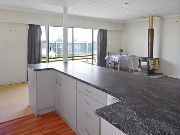 84 Seabury Avenue Foxton Beach_8