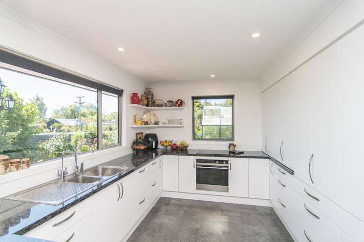 14 Richard Pearse Drive Temuka_1