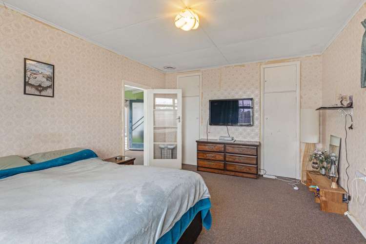 54 Parker Avenue Levin_10