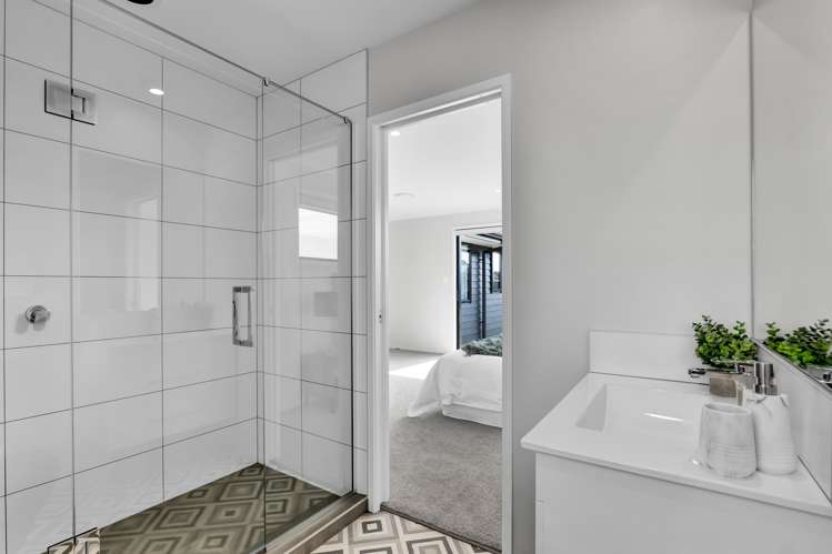 1 Vogue Circle Vogeltown_19