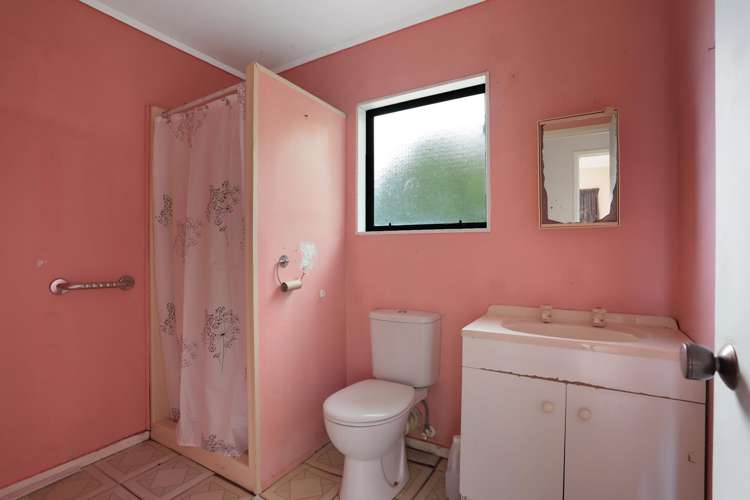 53 Tiroroa Avenue Te Atatu South_18