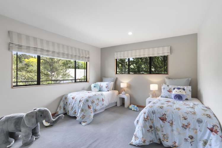 8 Greenwoods Close Titirangi_13