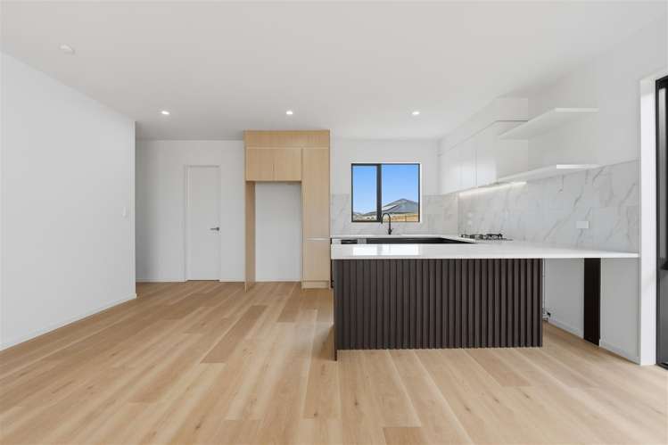 8 Kakano Street_4