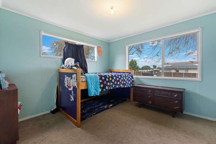24 Redcrest Avenue Red Hill_8