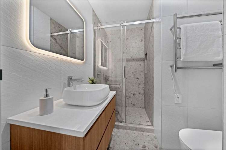 8/20 Ayr Road Pakuranga_12